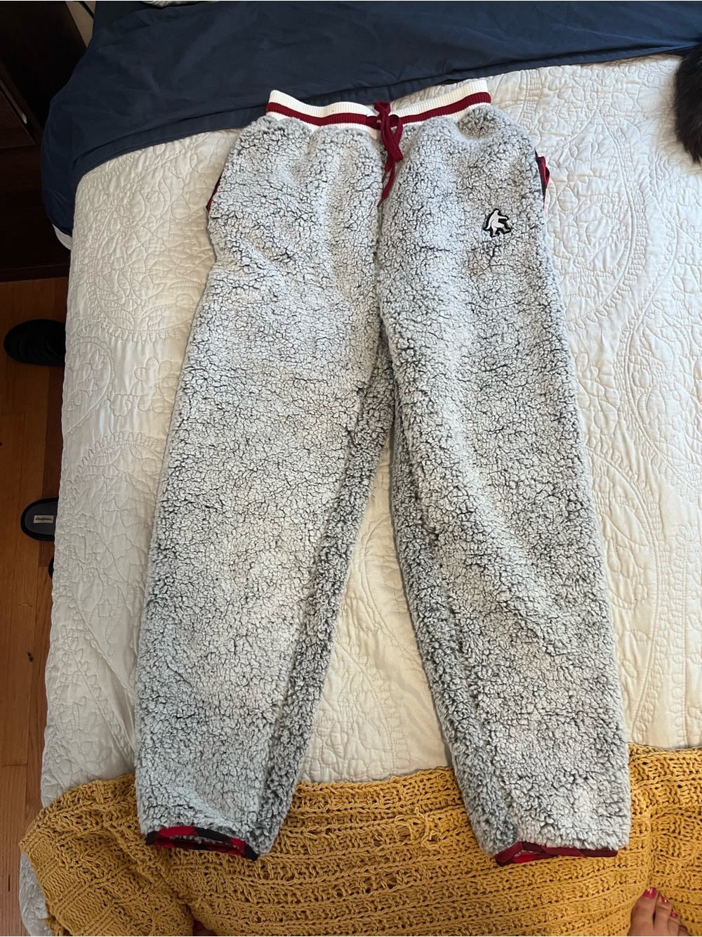 NWT- POOK Women’s Plush Sherpa Joggers with Red Trim
